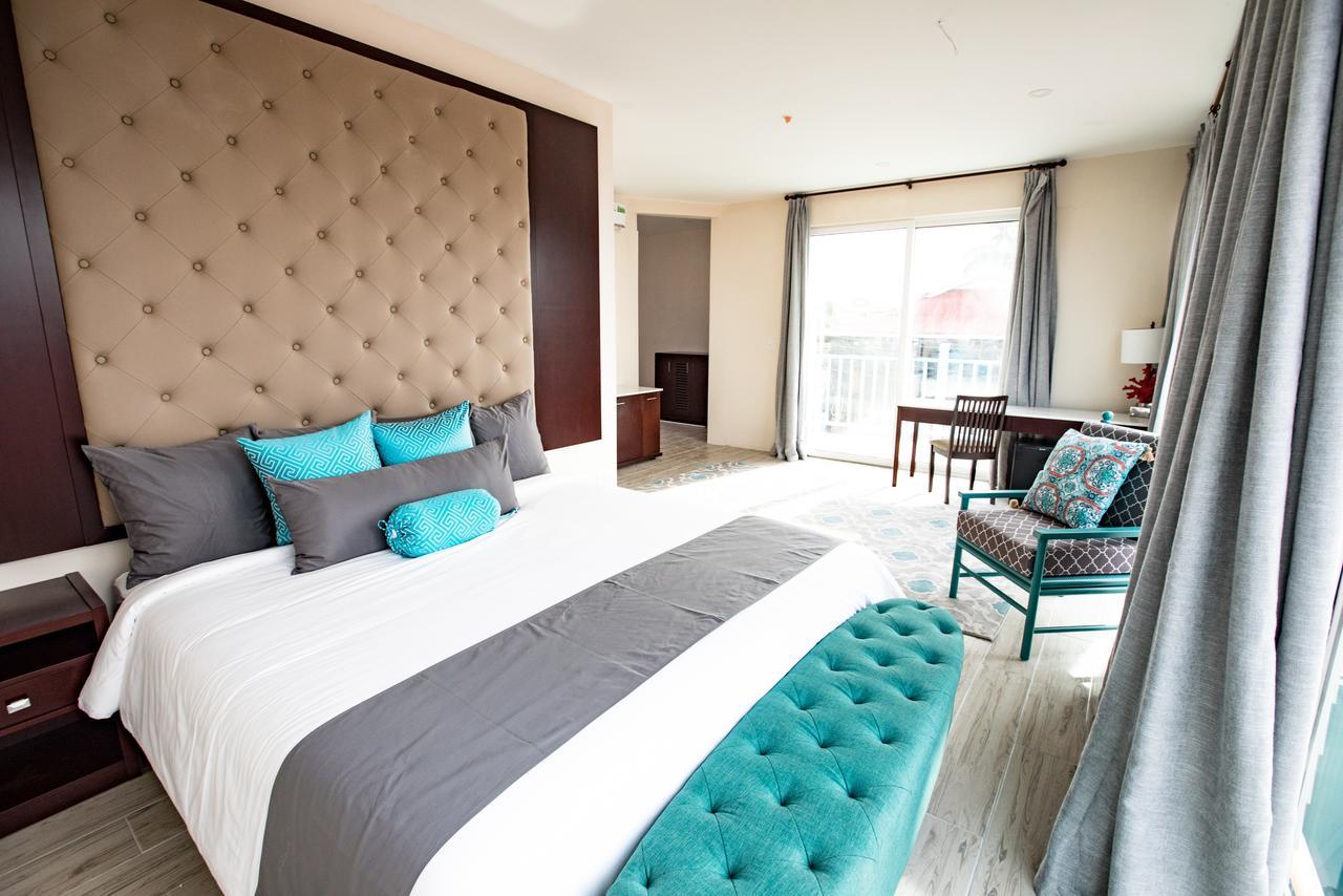 Azul Bocas Town Hotel Bagian luar foto